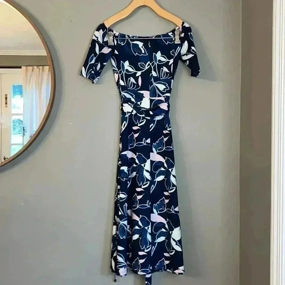 YUMI Kim Floral Off the Shoulder Dress Size‎ XS - Picture 6 of 10